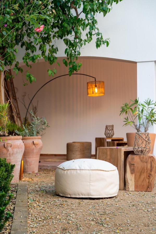 Hostal Es Niu De Tamariu Bagian luar foto