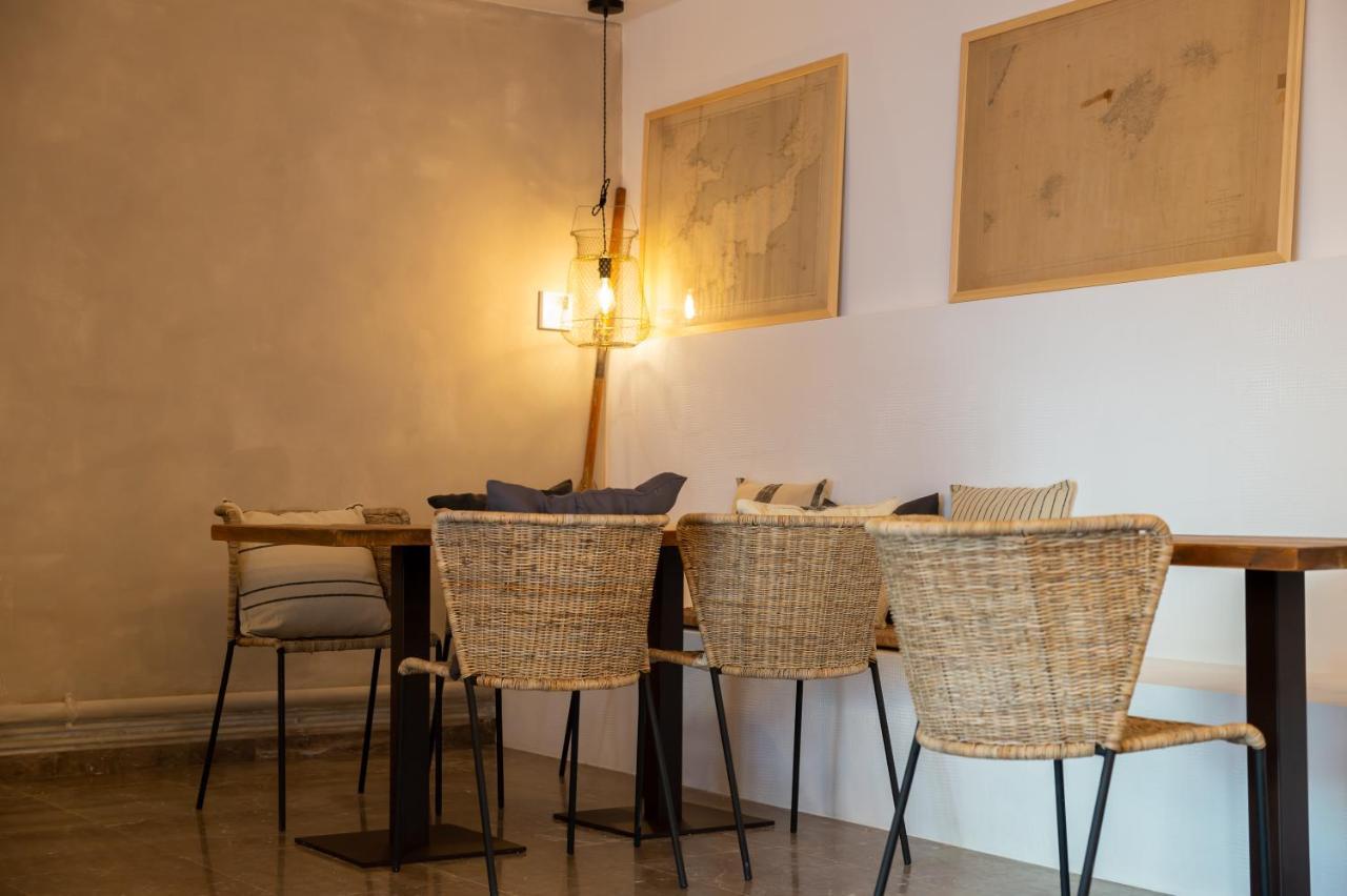 Hostal Es Niu De Tamariu Bagian luar foto