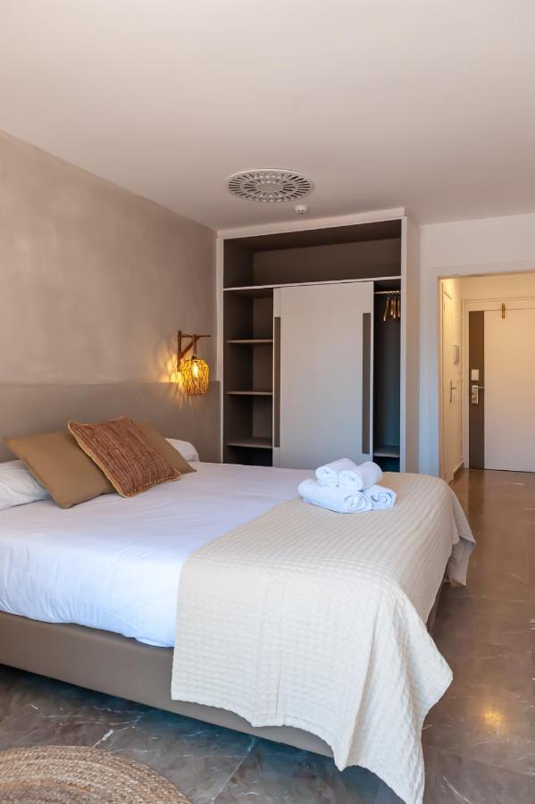Hostal Es Niu De Tamariu Bagian luar foto