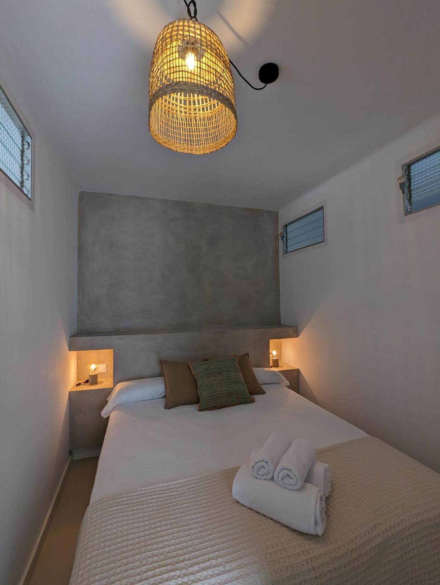 Hostal Es Niu De Tamariu Bagian luar foto