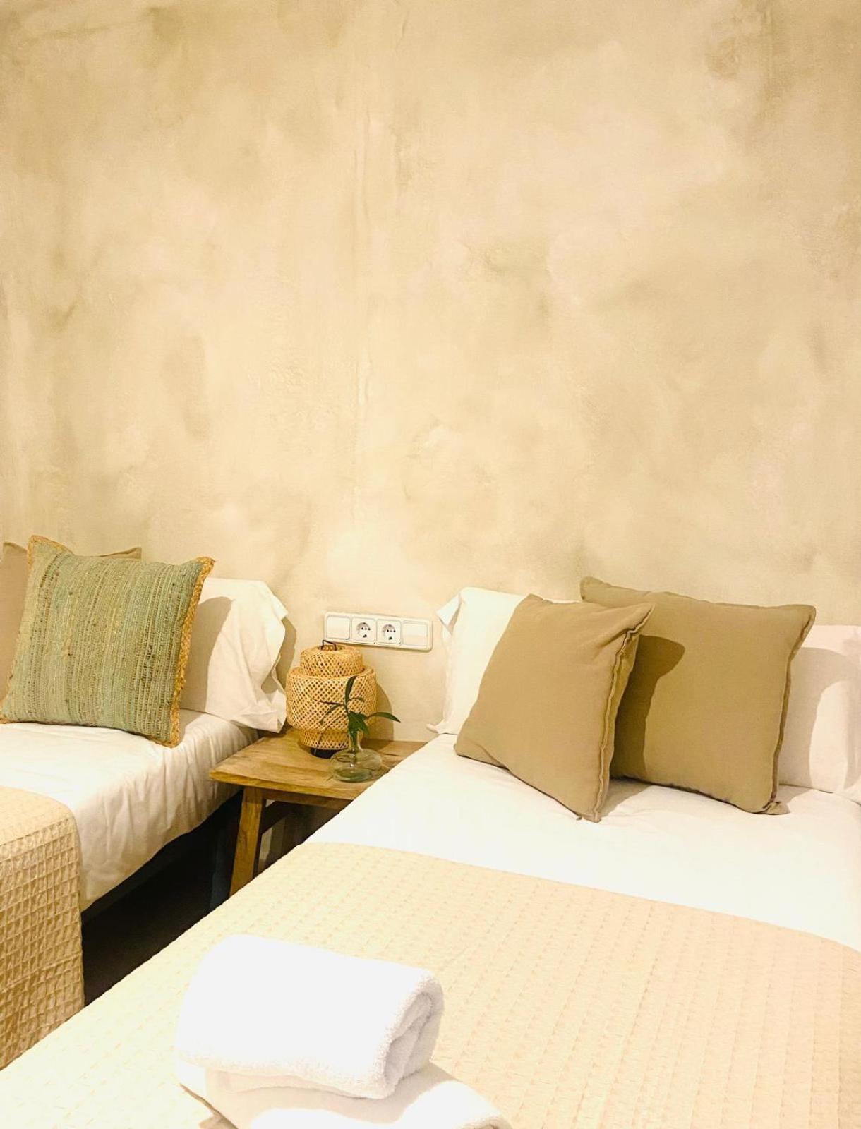 Hostal Es Niu De Tamariu Bagian luar foto